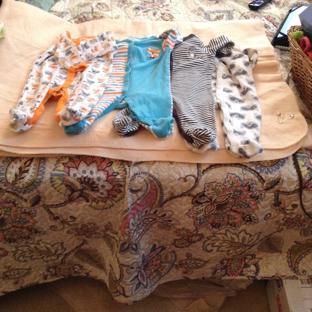Bundle of 4 onesies, 3-6 mo, boys